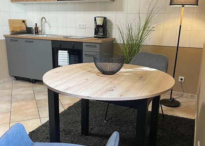 Modernes City-apartment Mit Parkplatz In 公寓