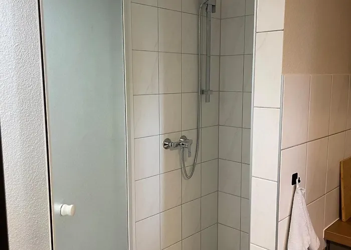 公寓 Modernes City-apartment Mit Parkplatz In *